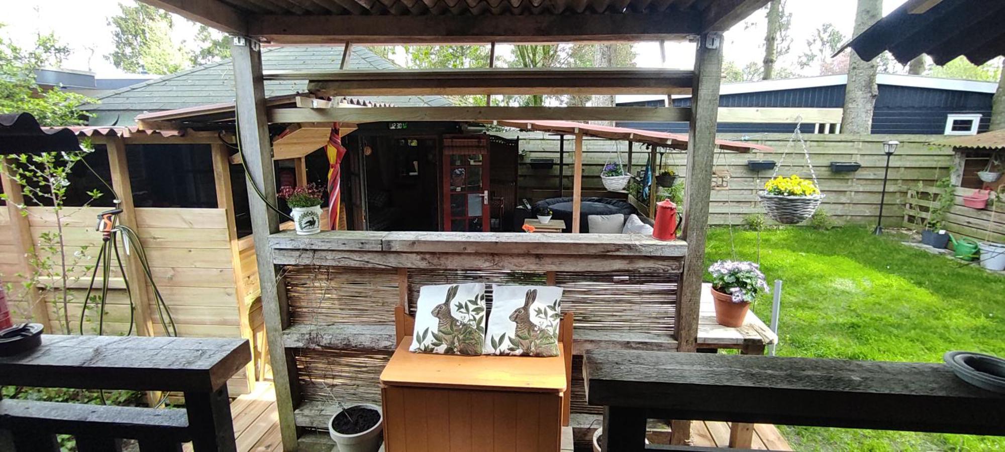 "Tempat Senang" Chalet On The Beautiful Veluwe With Airco Sauna Bbq Jacuzzi Beamer And Dog Putten Eksteriør billede