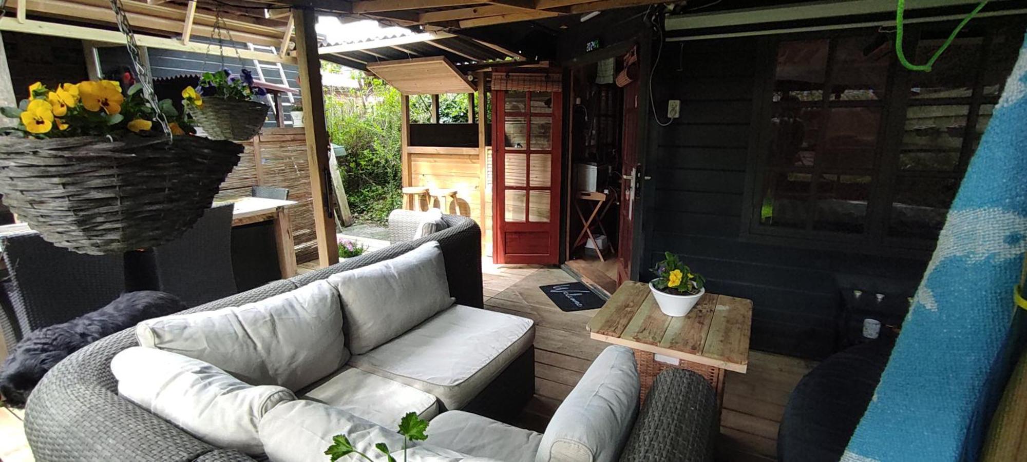 "Tempat Senang" Chalet On The Beautiful Veluwe With Airco Sauna Bbq Jacuzzi Beamer And Dog Putten Eksteriør billede