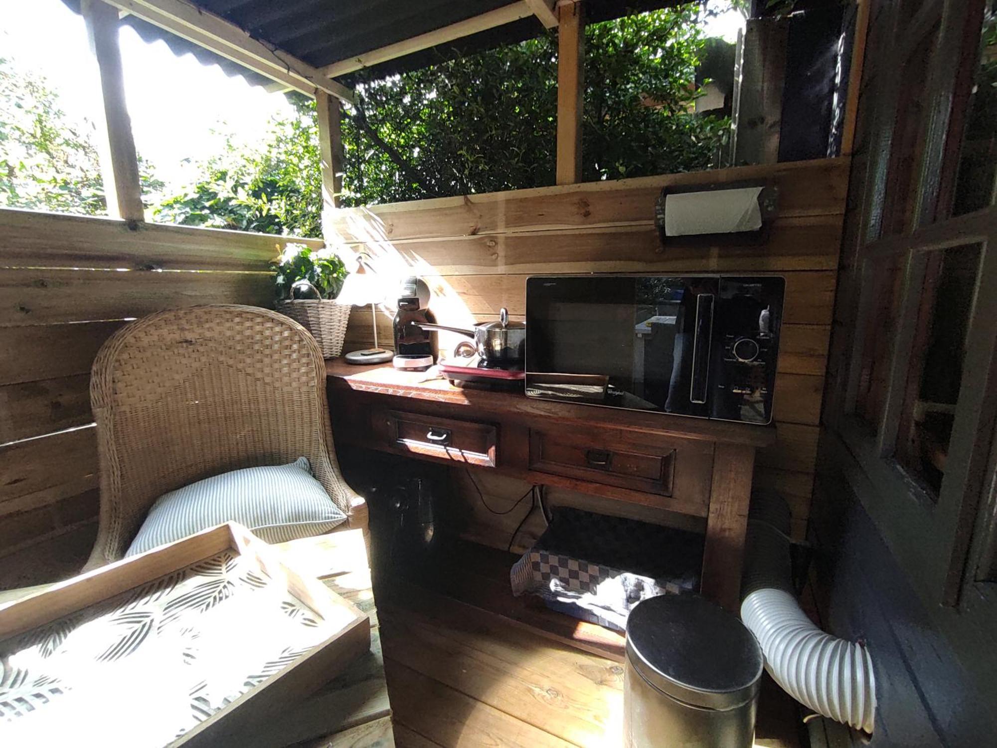 "Tempat Senang" Chalet On The Beautiful Veluwe With Airco Sauna Bbq Jacuzzi Beamer And Dog Putten Eksteriør billede
