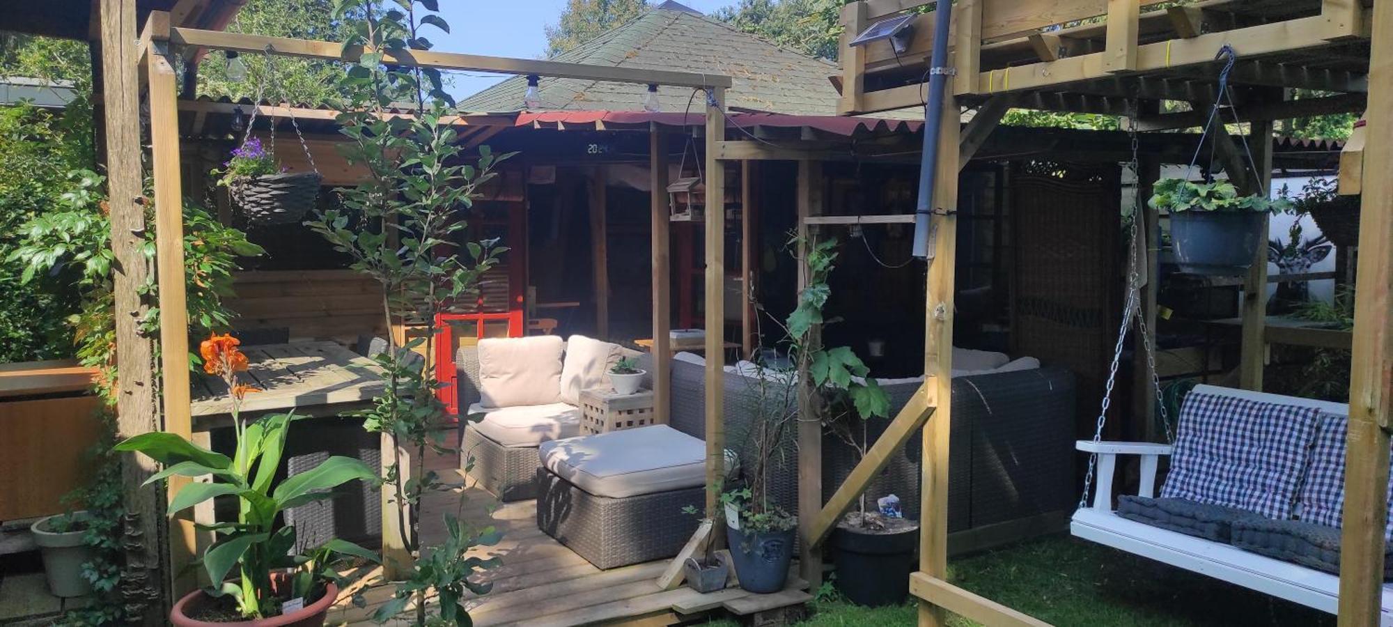 "Tempat Senang" Chalet On The Beautiful Veluwe With Airco Sauna Bbq Jacuzzi Beamer And Dog Putten Eksteriør billede